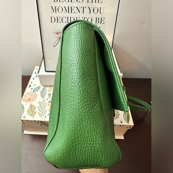 Authentic Versace Collection Convertible Green Leather Bag with Gold Hardware - Picture 4 of 16